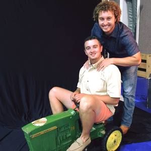 Meet your Posher, Benton